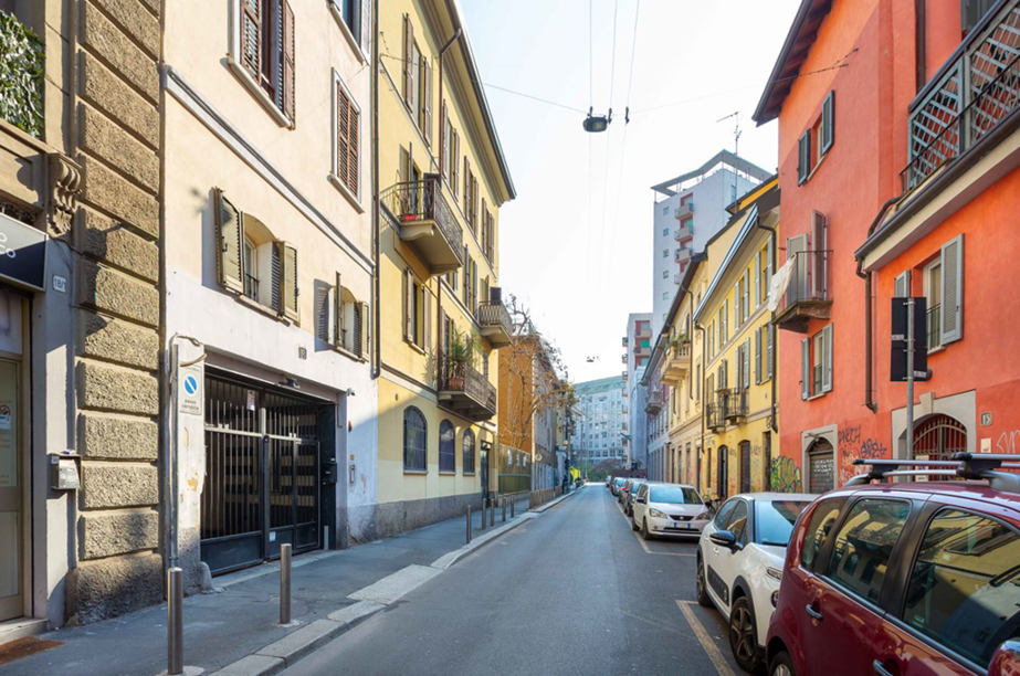 ARCO DELLA PACE, 2 LOCALI RISTRUTTURATO ed ARREDATO